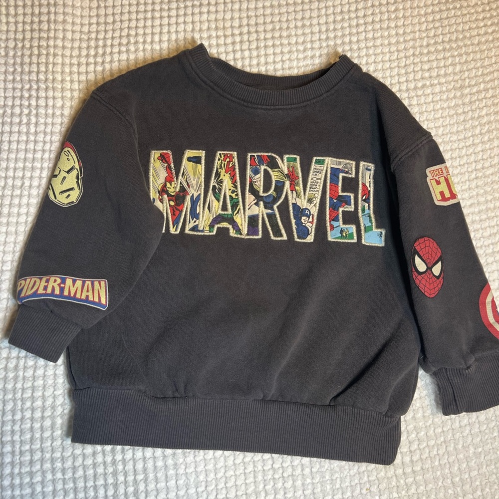 Zara MARVEL crewneck 12-18 mo